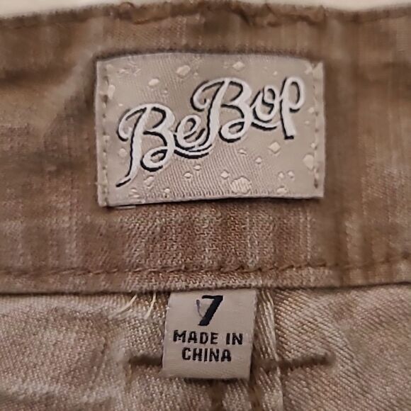 Beebop girls sz 7 brown denim shorts - Picture 5 of 5